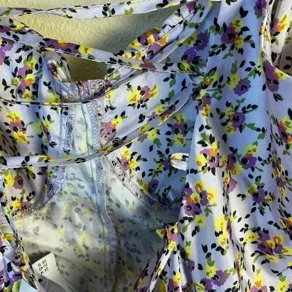 ASOS DESIGN Size US 10 Satin Gathered Bust 90s Strappy Romper Ditsy Floral NEW - Picture 7 of 14